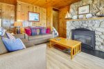 Living Room at Windjammer